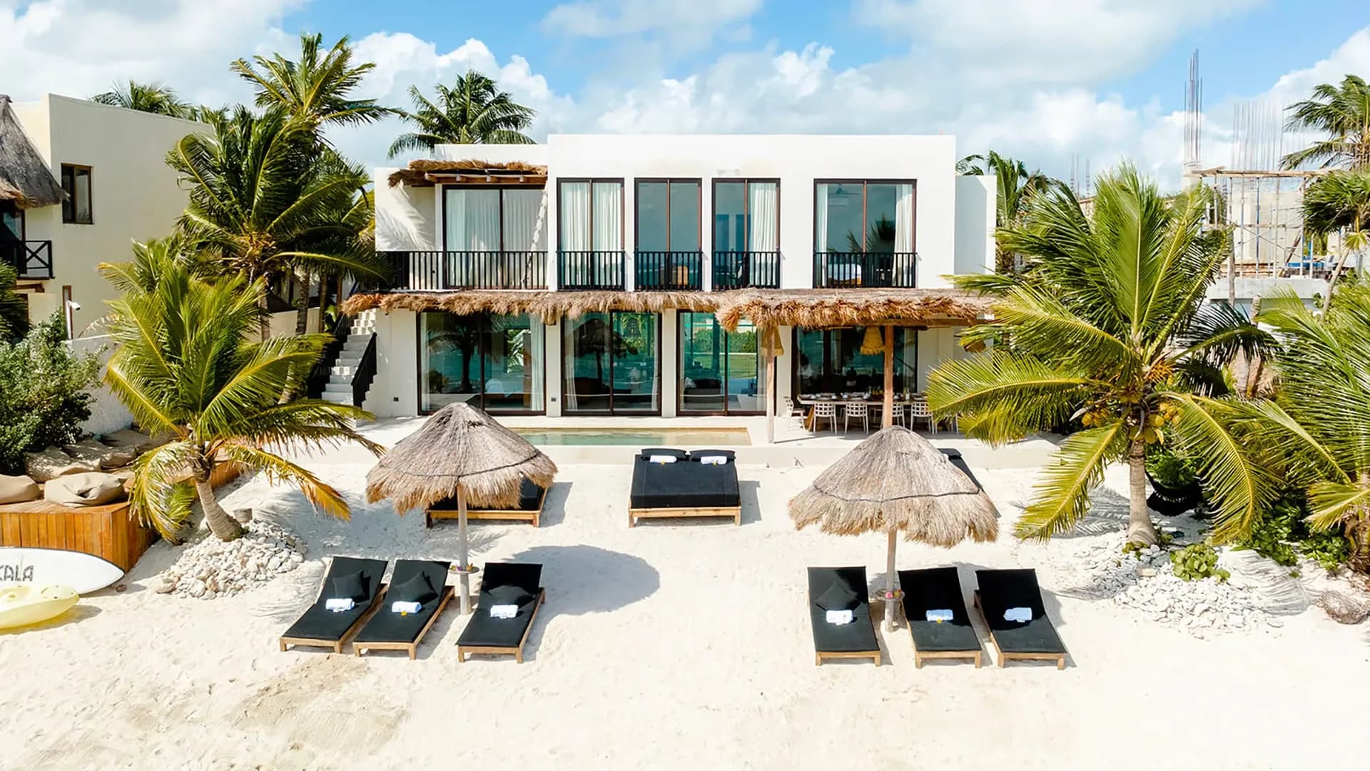 Villa Kinam: 5-Bedroom Tankah Bay Estate with Padel Court
